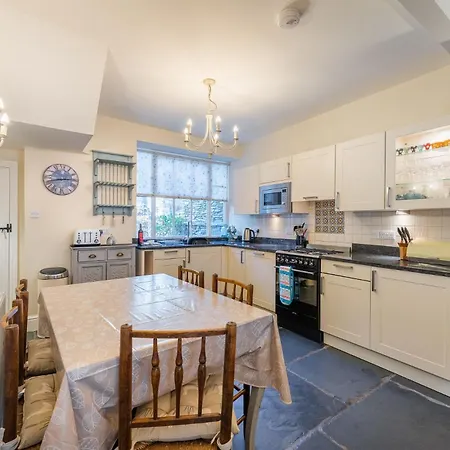 3 Bed In Ambleside Oc-Lr030 Ambleside